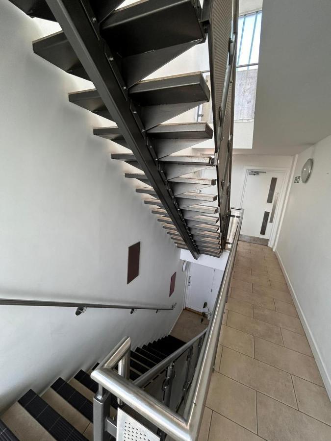 Bright And Airy Islington Apartment ロンドン エクステリア 写真
